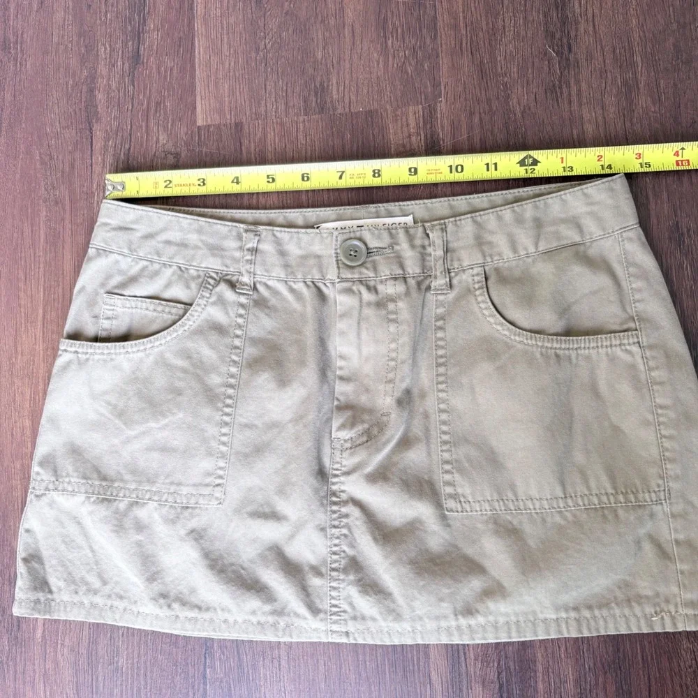 Vintage 2005 Tommy Hilfiger Khaki Cargo Mini Skirt Size 4 Beige Utility